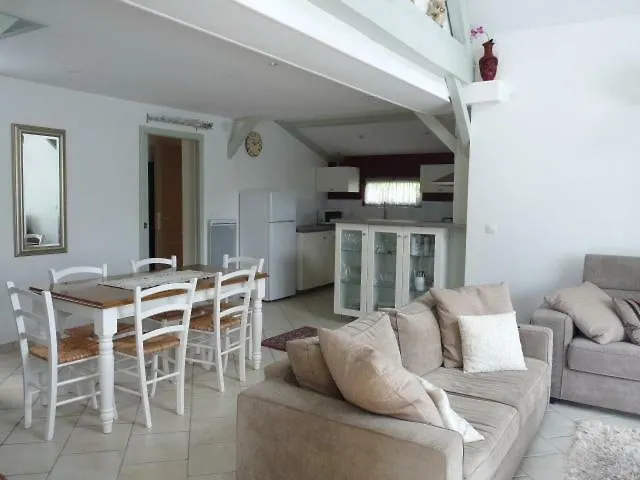 Holiday home Le Clos Buyragane, Pays D'auge *